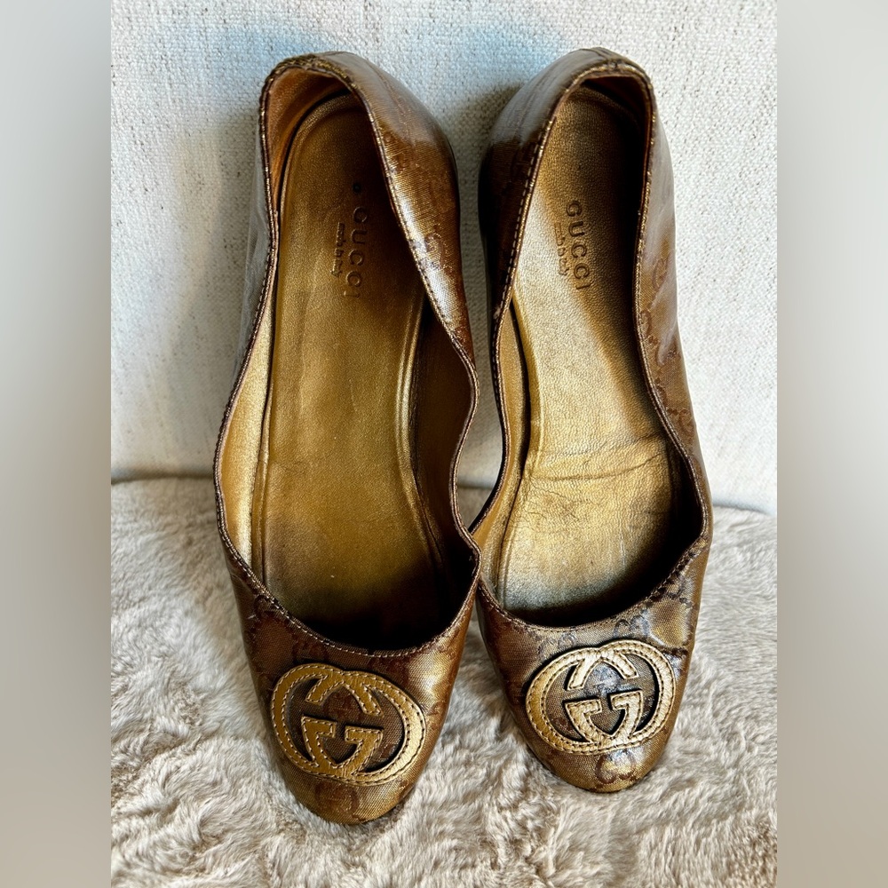 Authentic Gucci Gold Gg Interlocking Ballerina Fl… - image 1